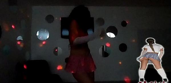  Colegialas Neiva bailando.| BellasColegialas.info